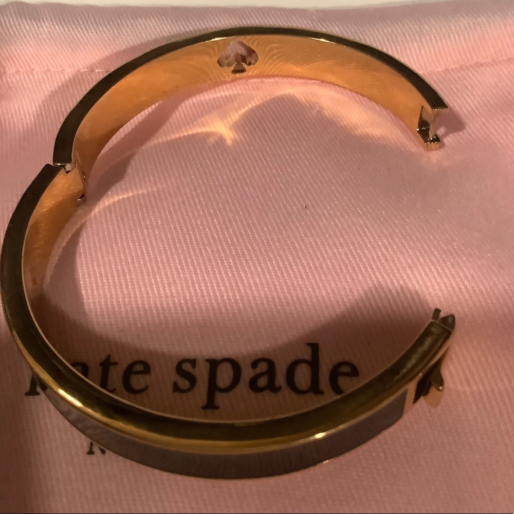 Kate Spade ♠️ Hole Punch Hinge Bangle Black/Gold New eith Pink Dust Bag - Picture 6 of 10